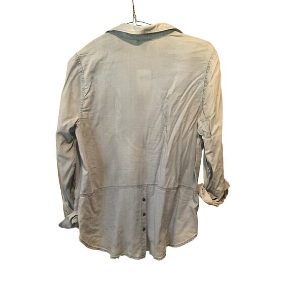 Lucky Brand Denim Shirt Women's Medium Cotton Long Sleeve Collared Button Up - Picture 2 of 5